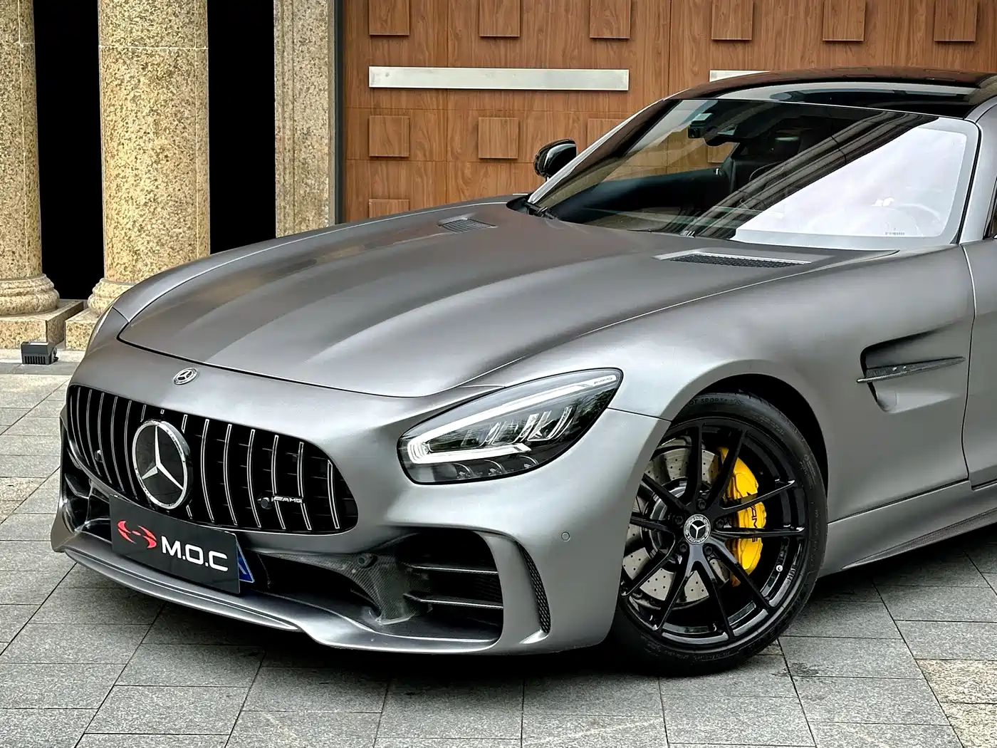 MERCEDES-BENZ AMG GT