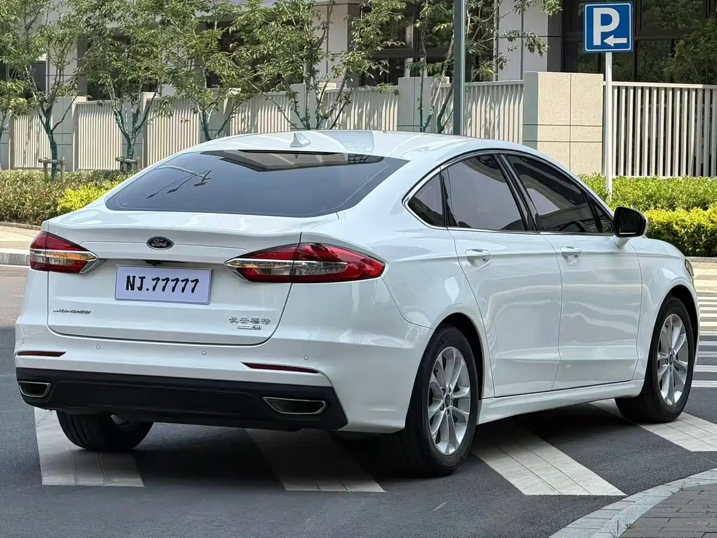 FORD MONDEO