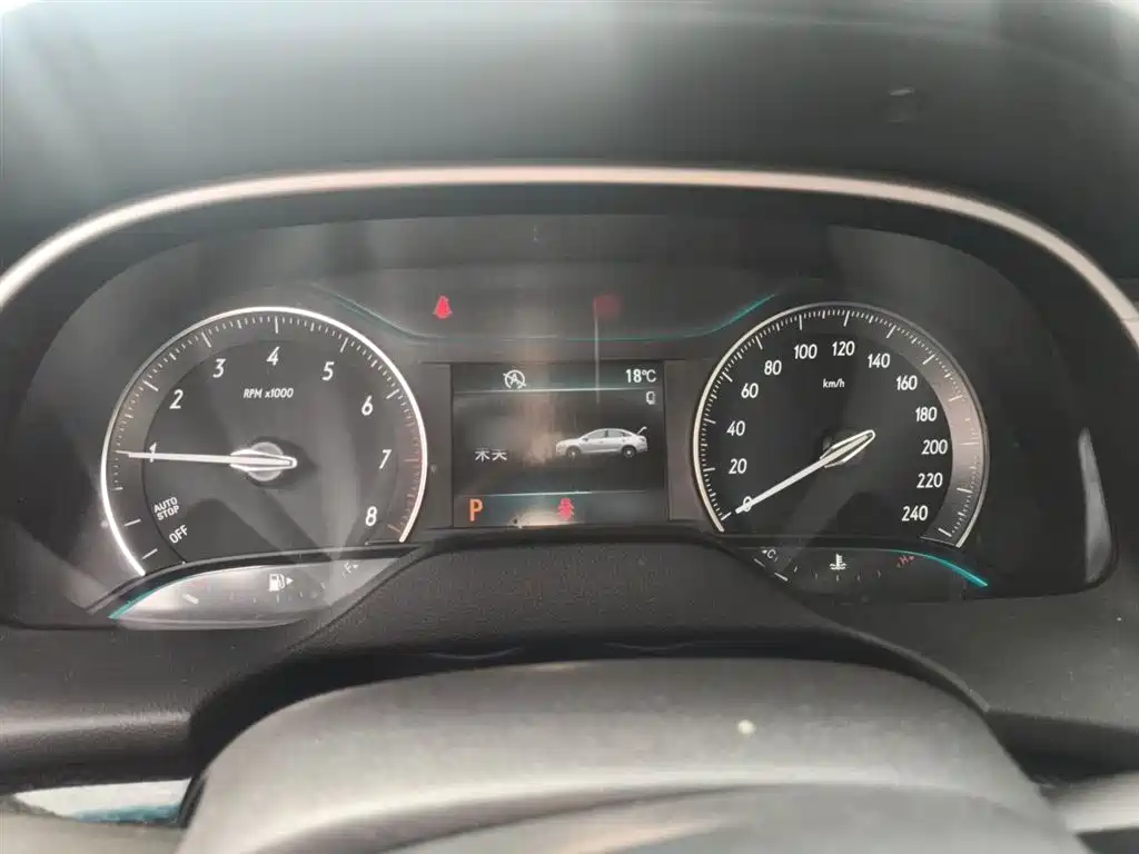 Buick Excelle 2016 Model 15N Automatic Luxury фото 4