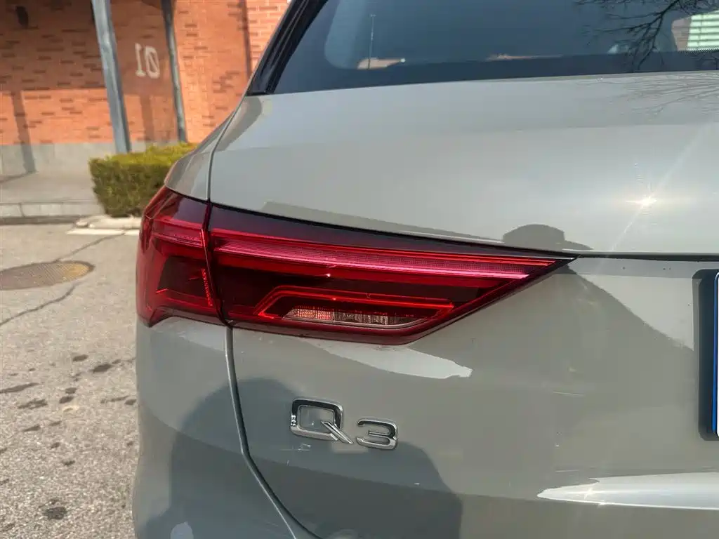 Audi Q3 2024 35 TFSI Fashion Sport фото 7
