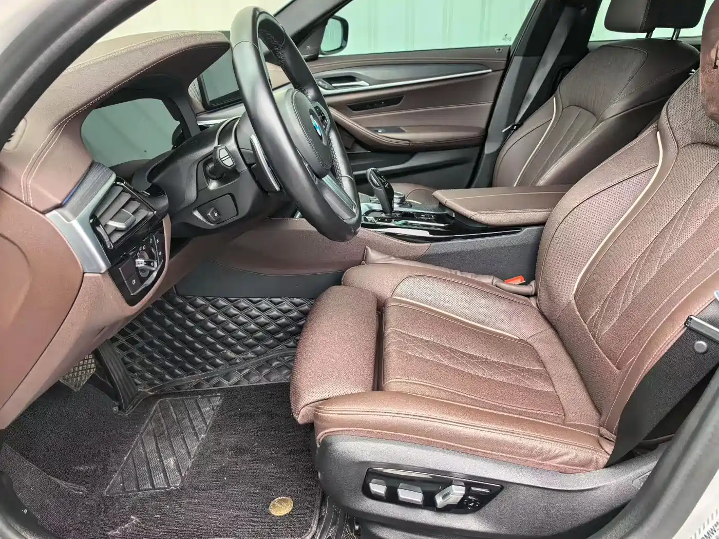 BMW 5 Series 2022 530Li Exclusive M Sport Package фото 4