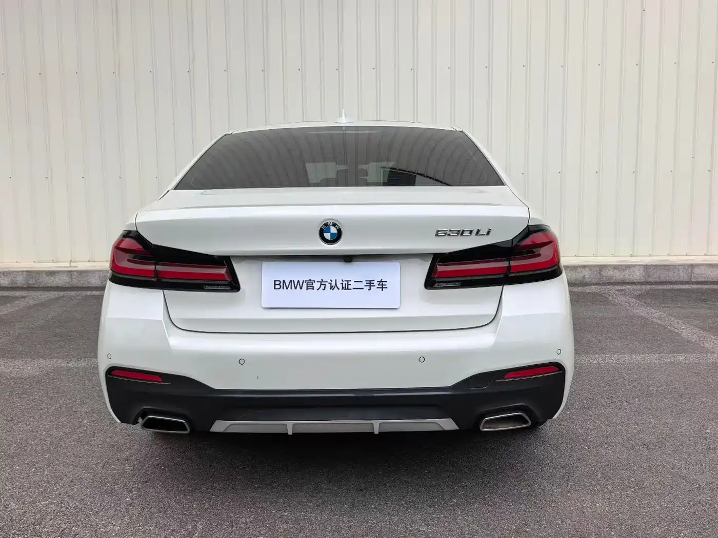 BMW 5 Series 2022 530Li Exclusive M Sport Package фото 8