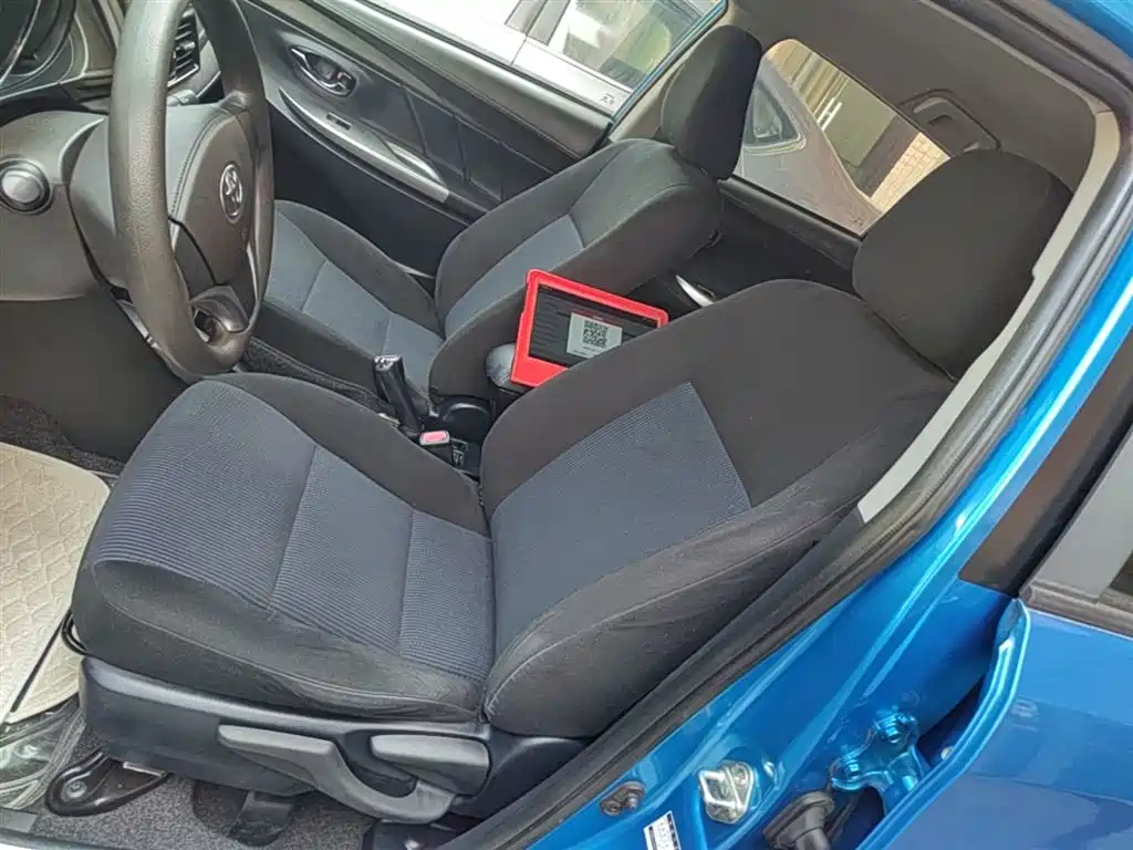 Toyota YARiS L Zhi Xuan 2015 1.5E Auto Charming Edition фото 15