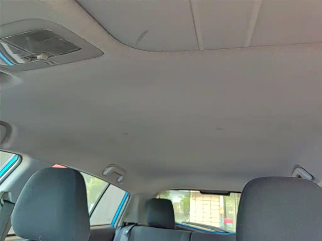 Toyota YARiS L Zhi Xuan 2015 1.5E Auto Charming Edition фото 18