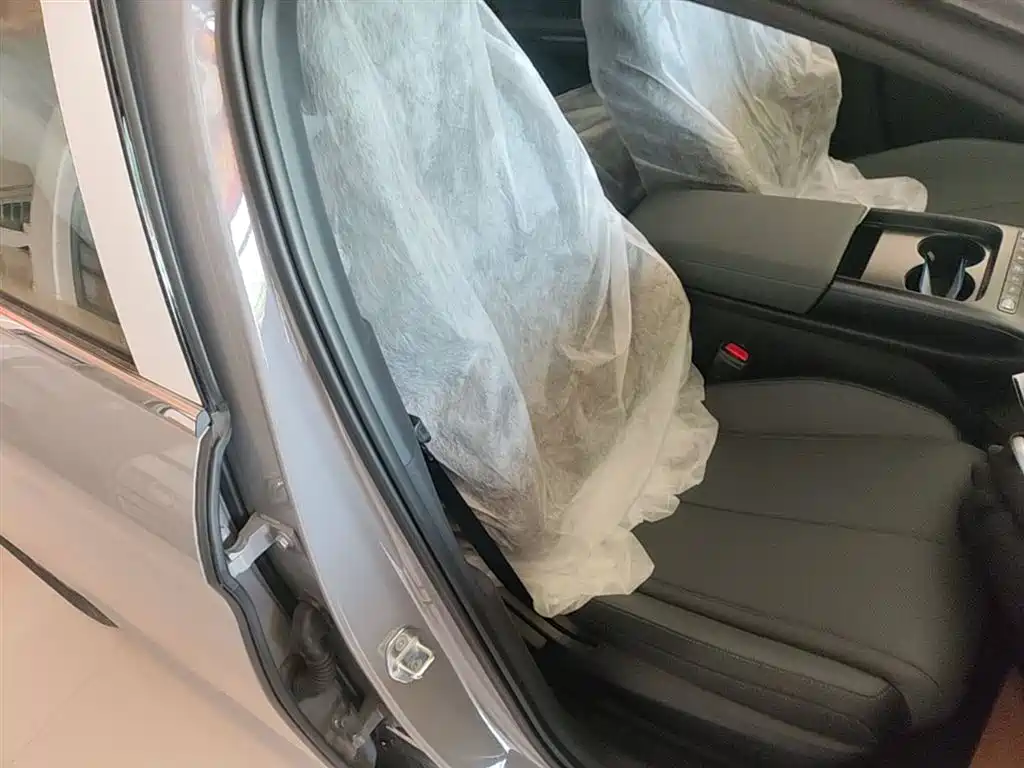 BYD Qin L 2026 DM-i 128KM Progressive фото 25