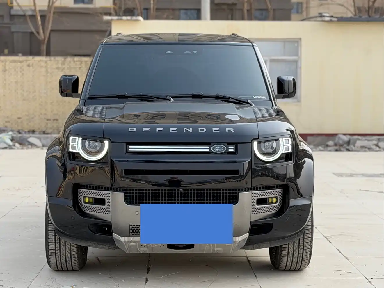 Land Rover Defender 2024 110 3.0T P400 X-DYNAMIC HSE фото 2