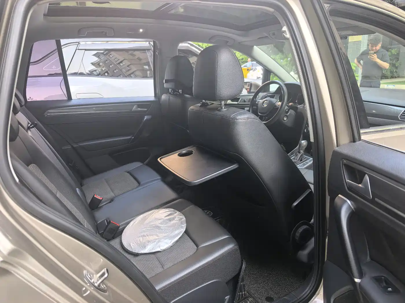 Volkswagen Golf Sportsvan 2018 230TSI Automatic Progressive фото 8