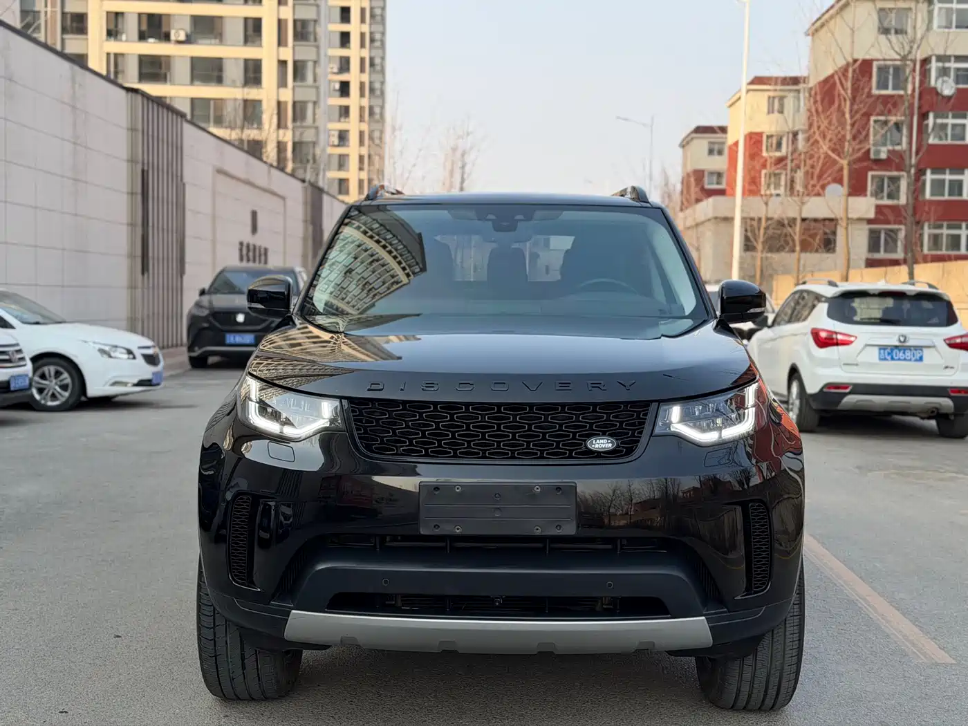 Land Rover Discovery 2017 3.0 SC V6 HSE фото 2