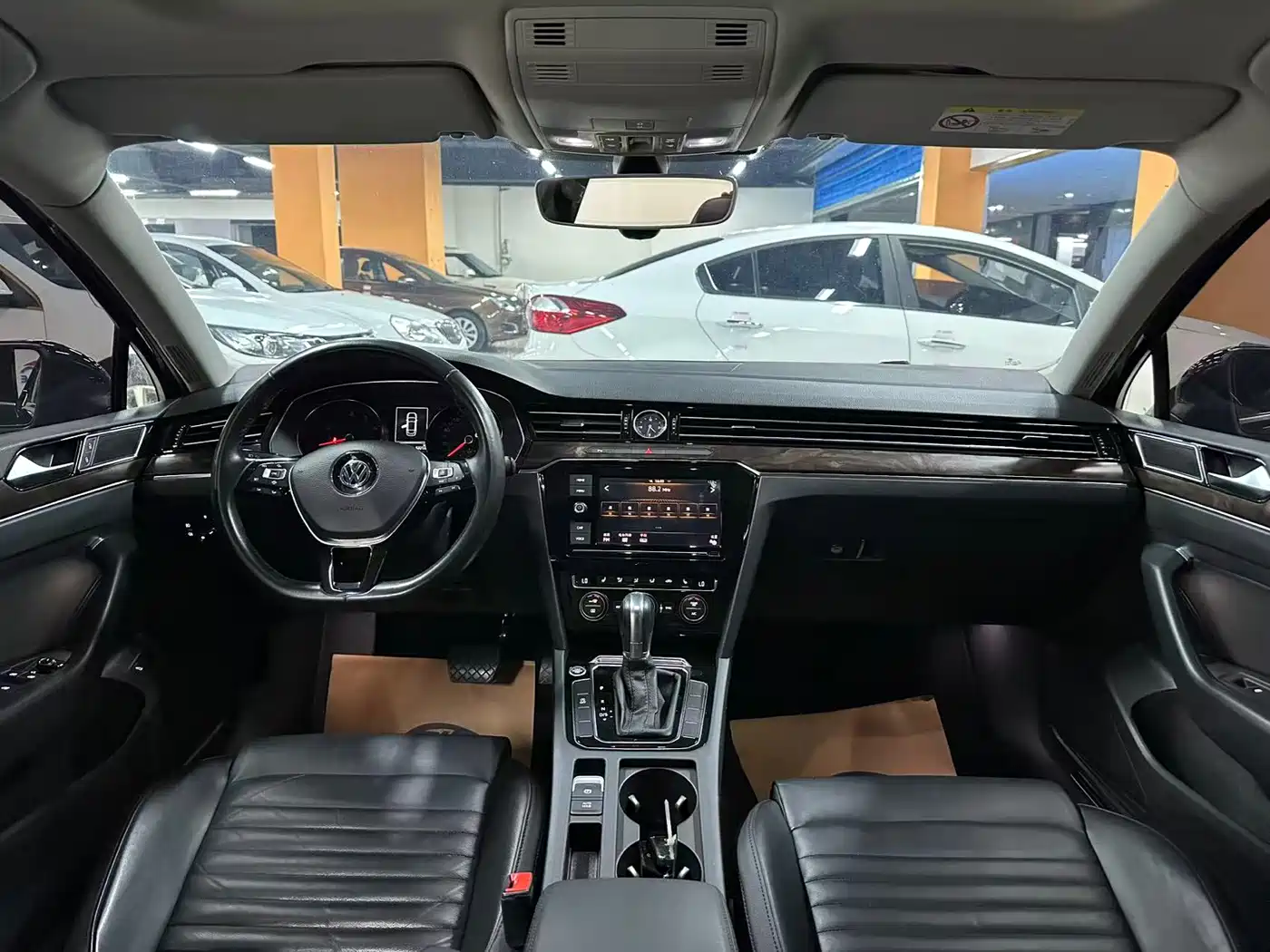 Volkswagen Magotan 2019 330TSI DSG Luxury Class China VI фото 11