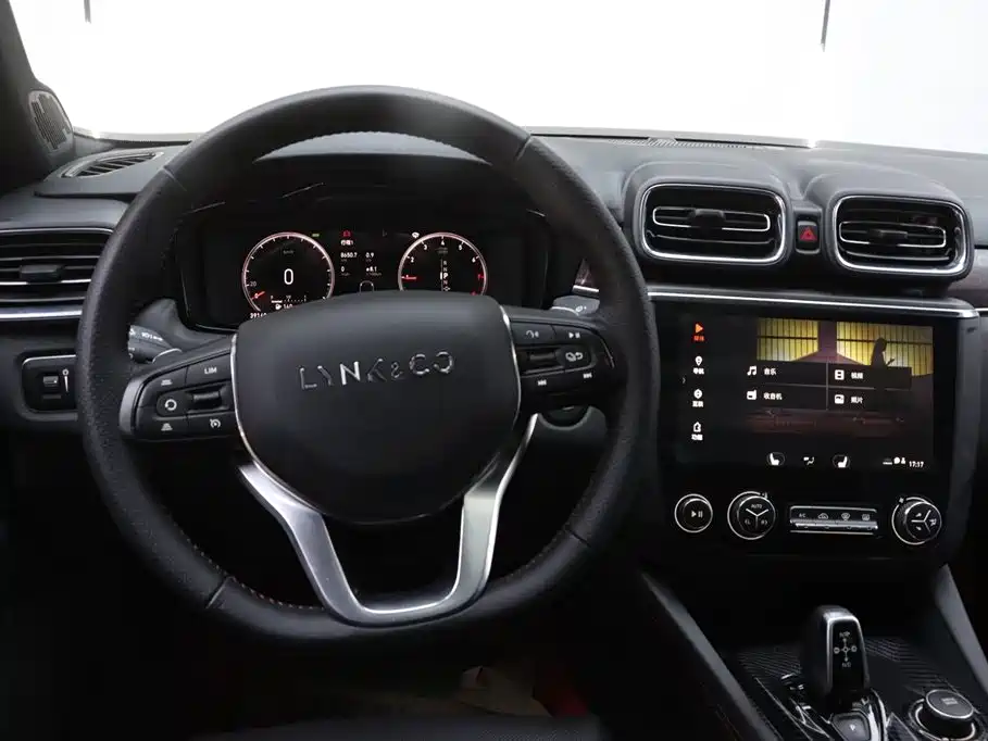 Lynk & Co 03 2018 1.5TD DCT Sport (China V) фото 28