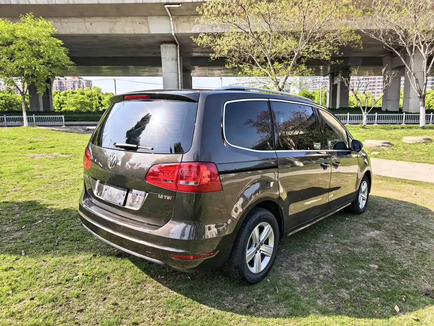 Volkswagen Sharan 2013 1.8TSI Comfort фото 7