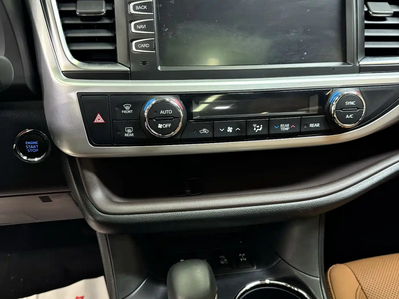 Toyota Highlander 2018 Model 2.0T 4WD Knight Edition 7-Seater China VI фото 12