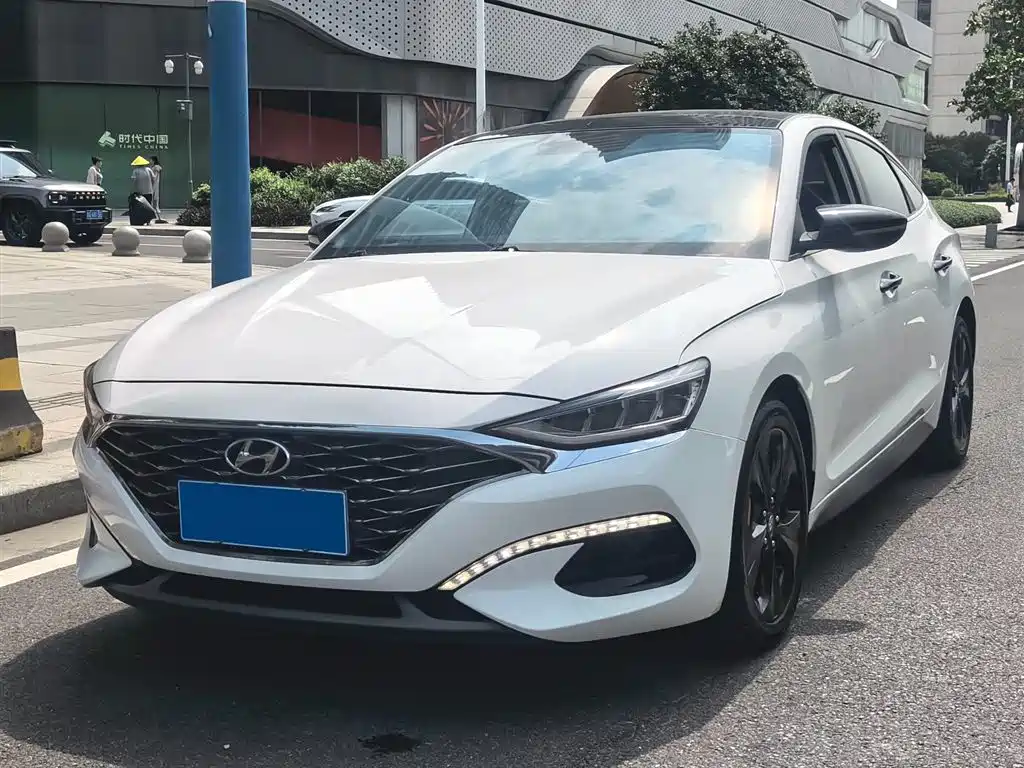 Hyundai Fista 2019 280TGDi Sport Edition China VI