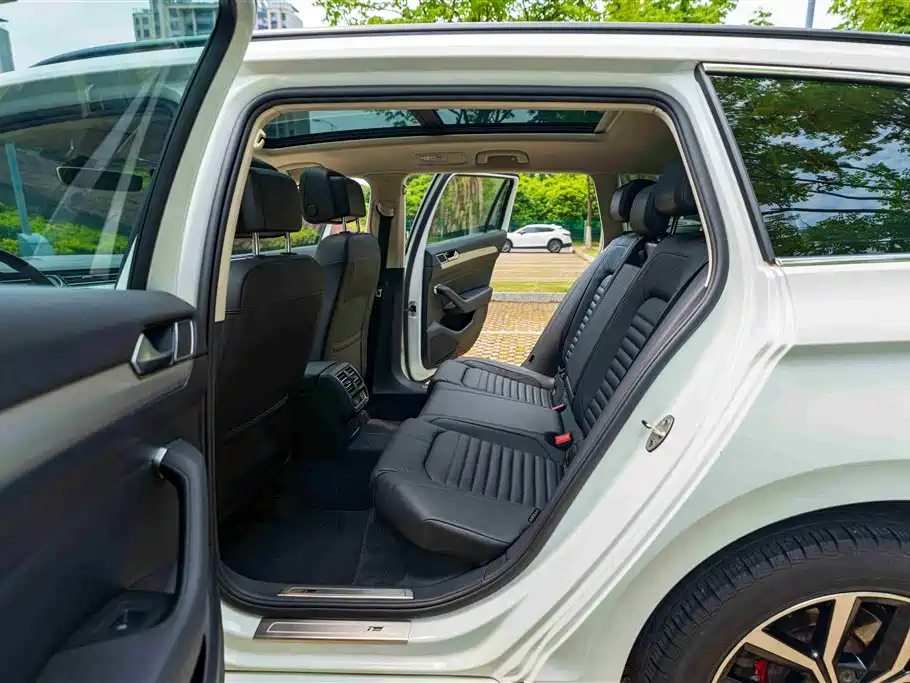 Volkswagen Weilan 2018 380TSI 2WD Comfort Edition фото 11