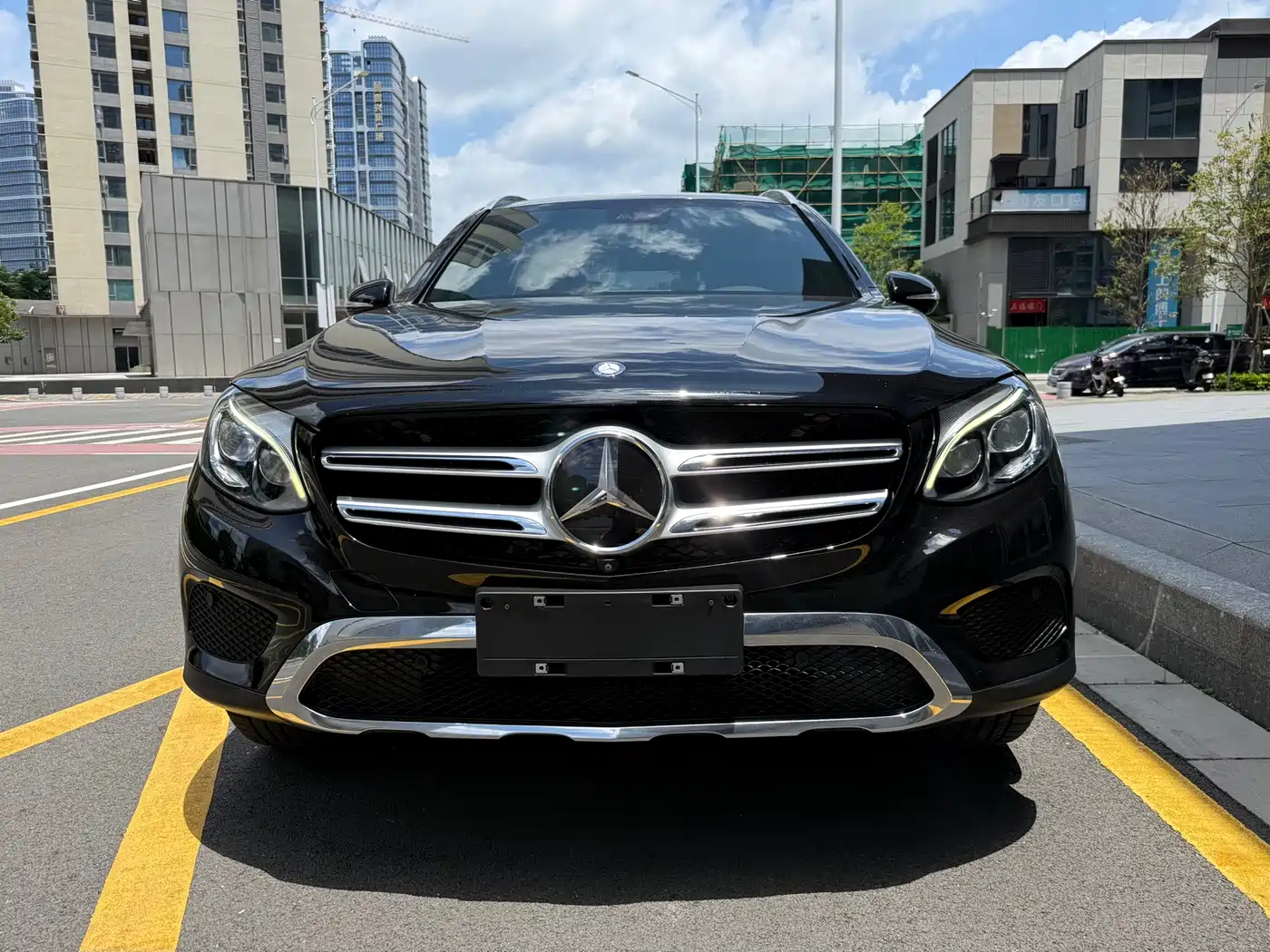 Mercedes-Benz GLC 2016 GLC 300 4MATIC Luxury фото 3