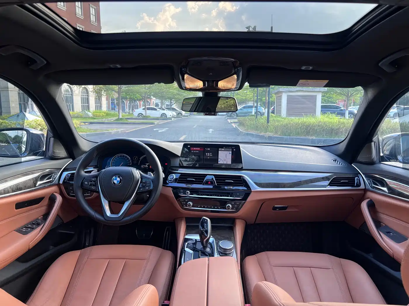 BMW 5 Series 2018 530Li Leading M Sport Package фото 14