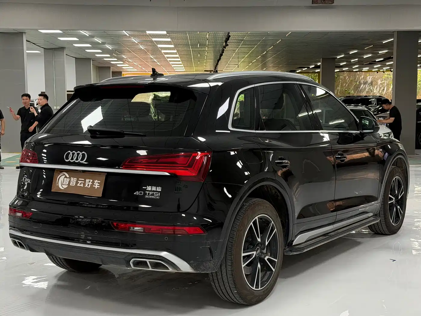 Audi Q5L 2025 40 TFSI Fashion Dynamic фото 9