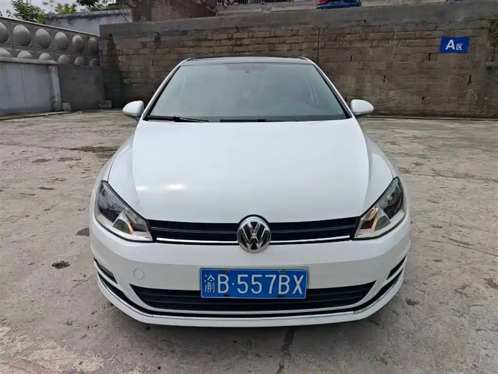 Volkswagen Golf 2016 1.6L Automatic Comfort