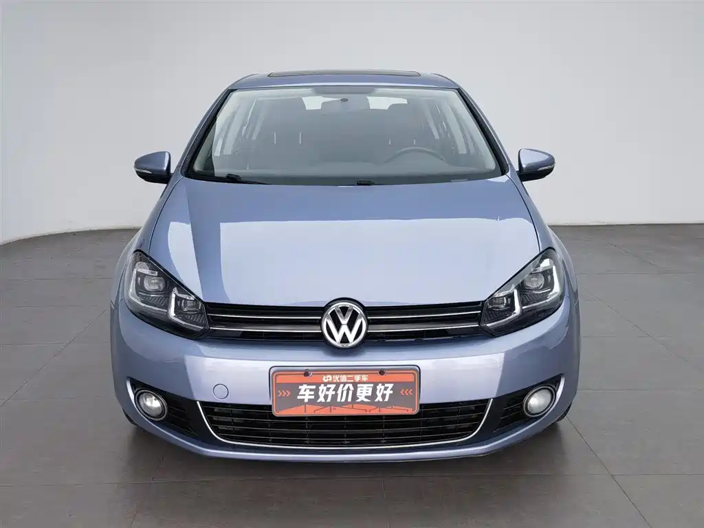 Volkswagen Golf 2012 1.6 Manual Comfort Type фото 3