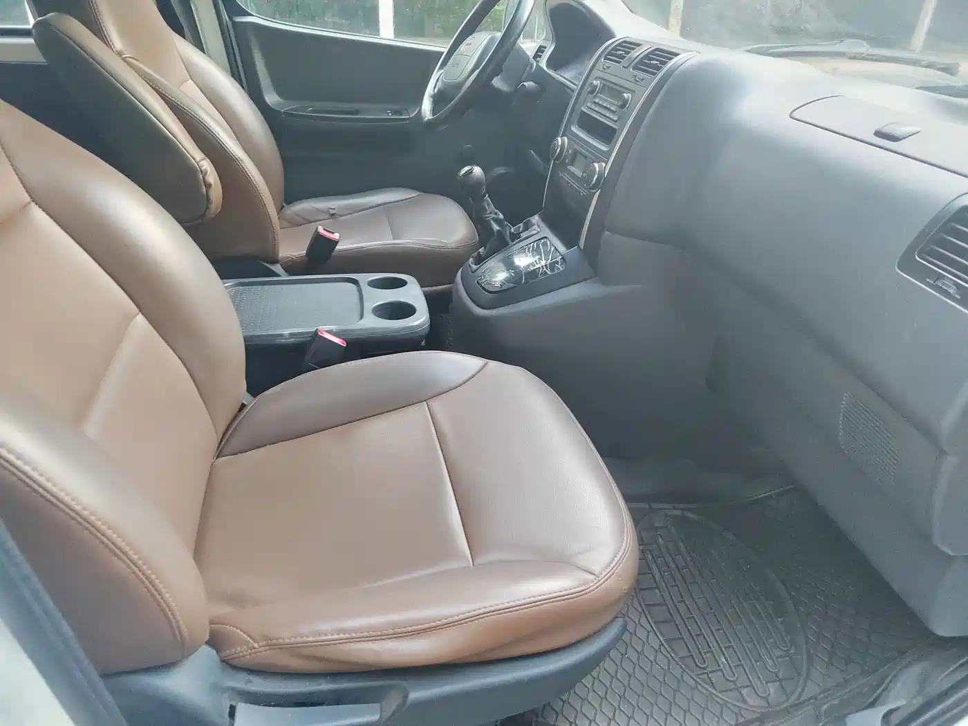 Jinbei Express 2018 2017 2.0L Comfort V19