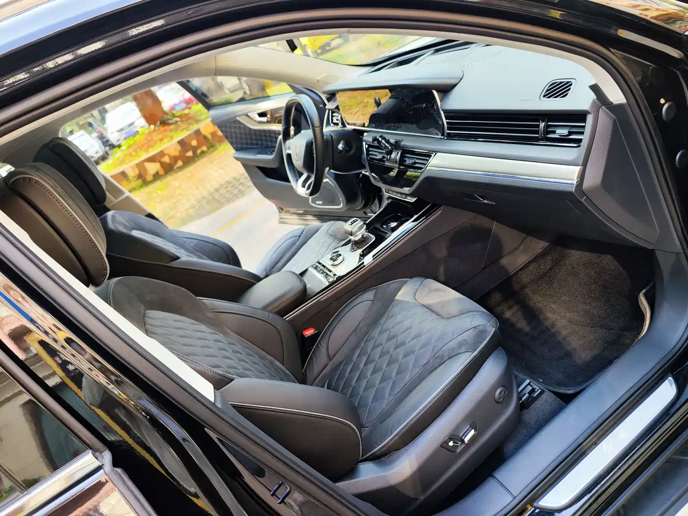Hongqi HS5 2019 2.0T Smart Connect Enjoy Edition фото 13