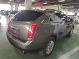 Photo 7 - Cadillac SRX