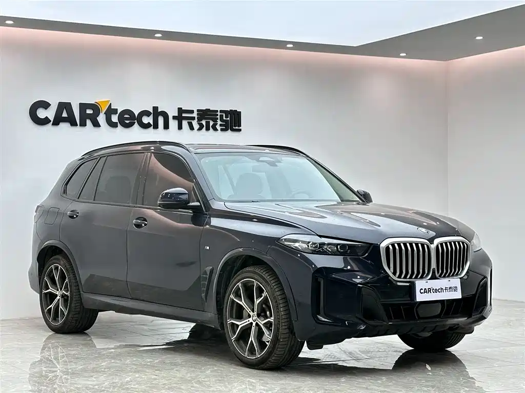BMW X5 2023 xDrive 30Li Premium M Sport Black Night Package фото 6
