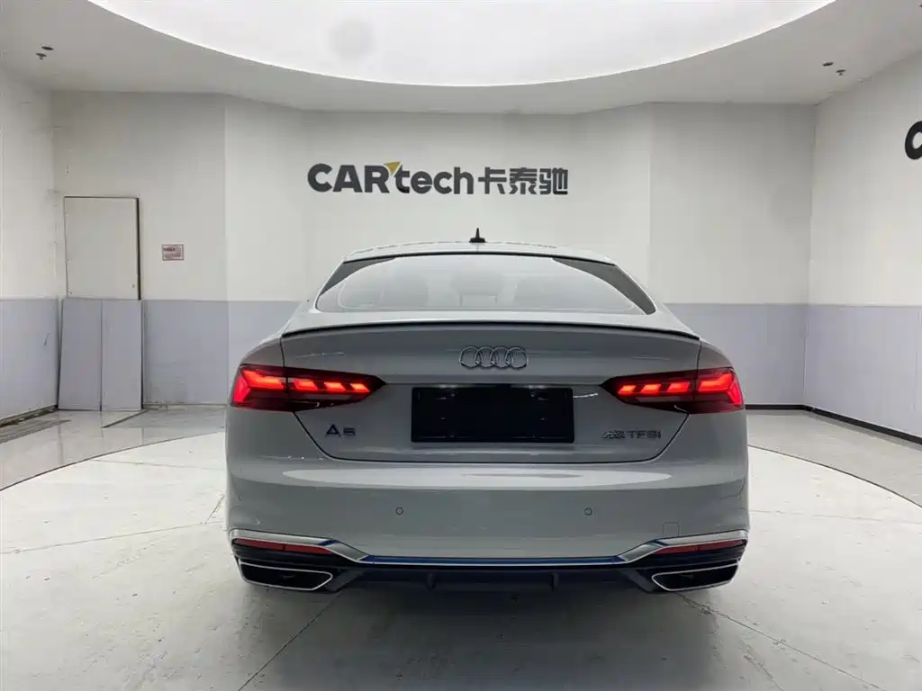 Audi A5 (Import) 2024 Sportback 40 TFSI Fashion Dynamic фото 6