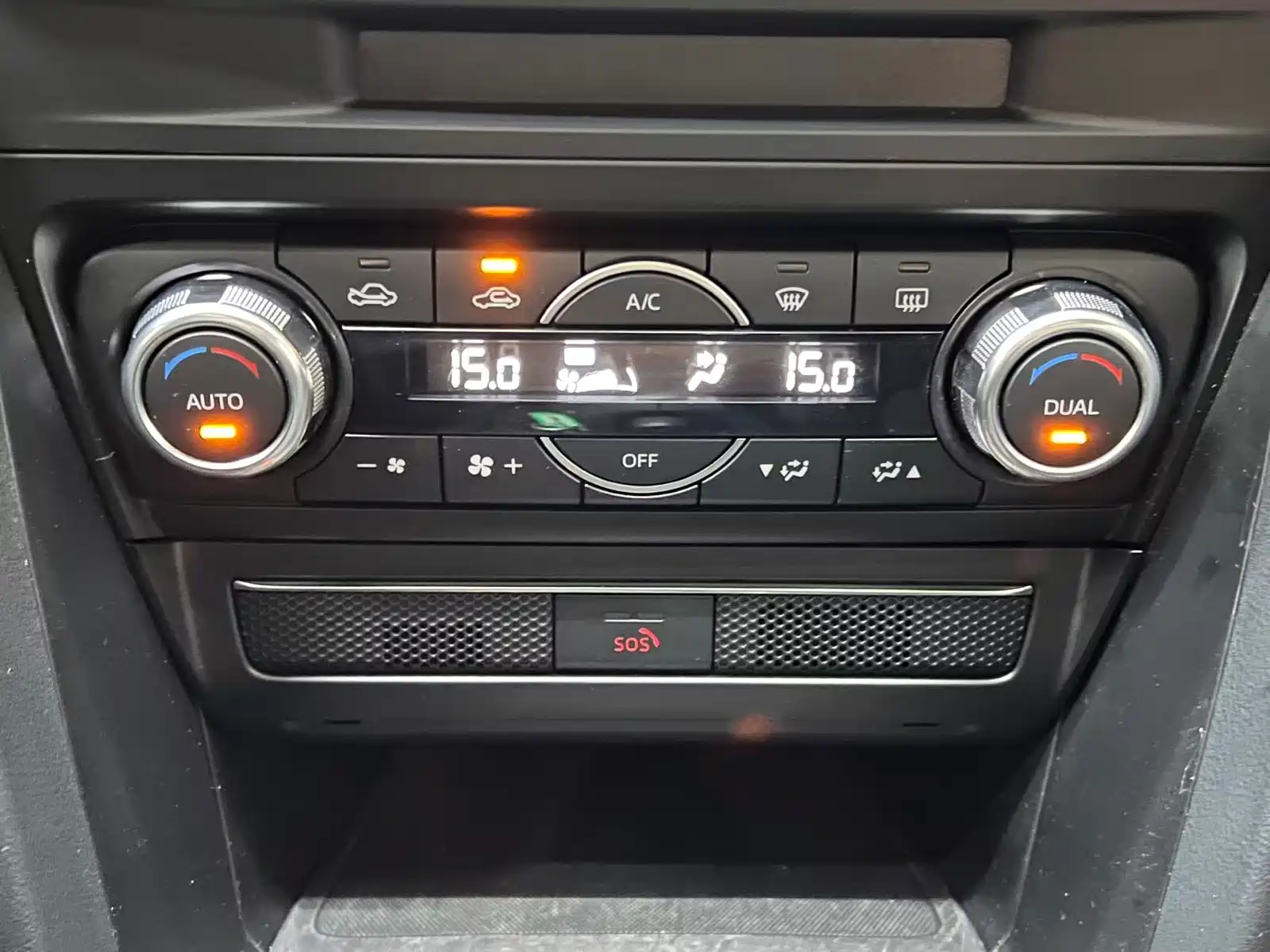 Фото 10 - Mazda CX-4