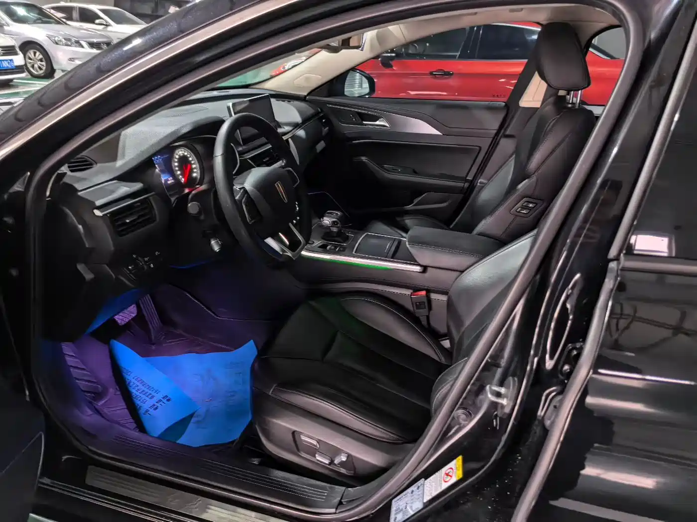 Hongqi H5 2022 Classic 1.8T Auto Smart Connect Flagship Enjoyment Edition фото 4