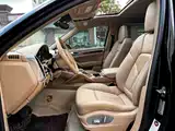 صورة 12 - Porsche Cayenne