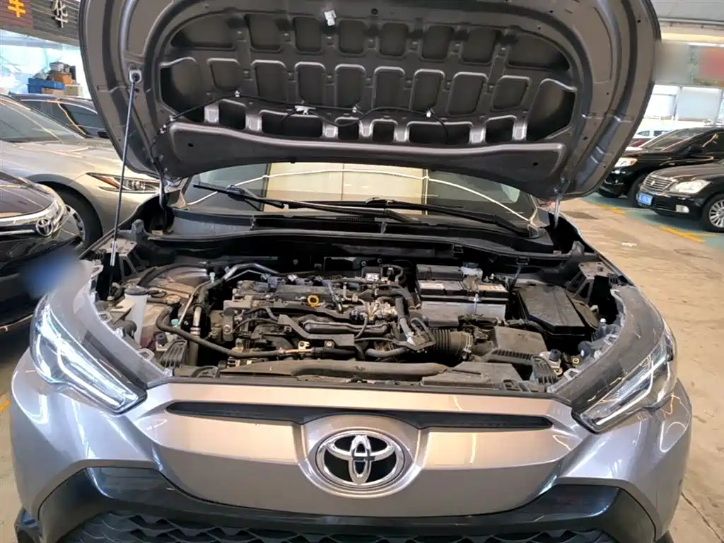 Toyota Frontlander 2023 2.0L CVT Elite Edition фото 20