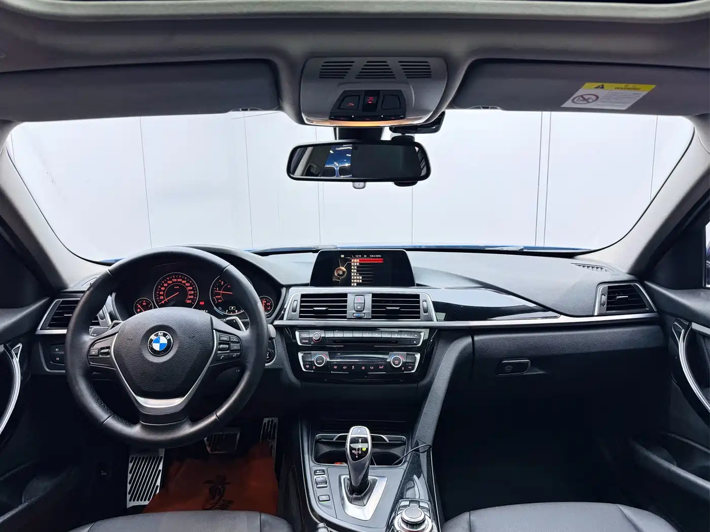 BMW 3 Series 2017 320Li M Sport фото 19