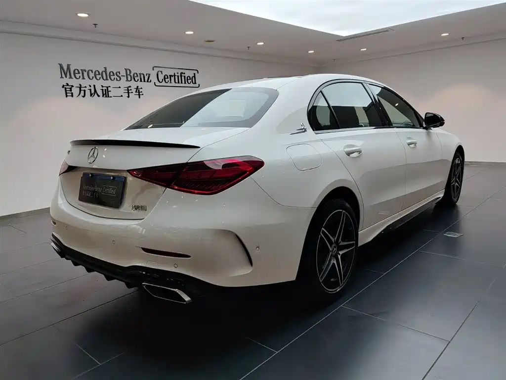 Mercedes-Benz C-Class 2024 C 260 L Night Edition Sport фото 6