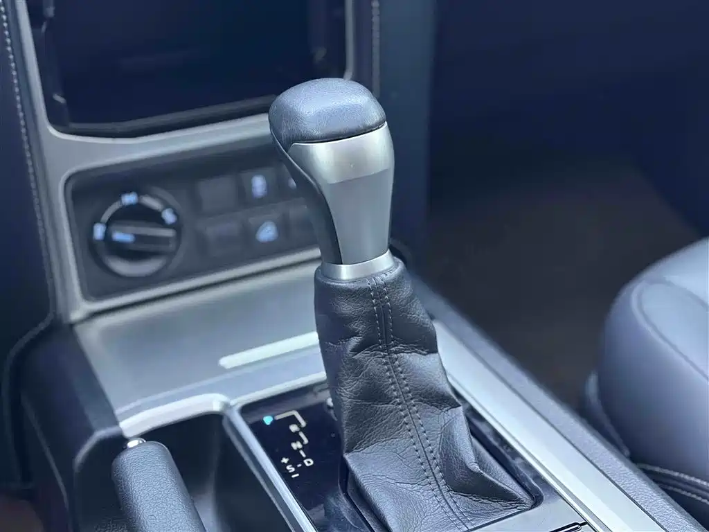 Toyota Prado 2019 3.5L Automatic TX-L Zunxiang Edition with Rear-mounted Spare Tire фото 19