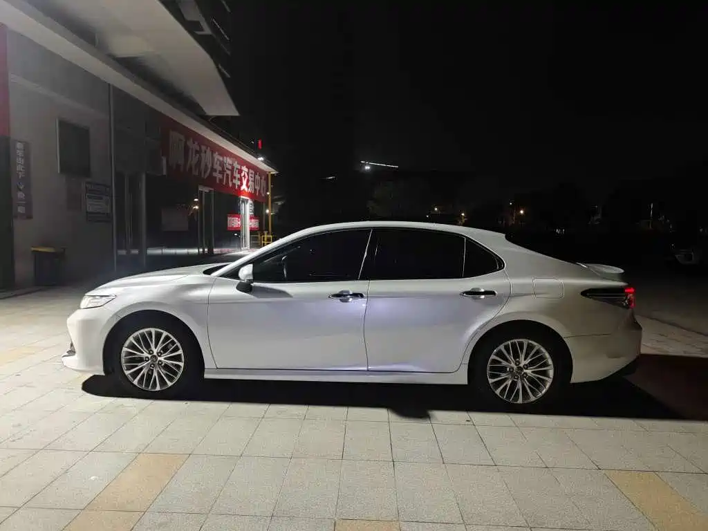 Toyota Camry 2019 2.5G Luxury (China V) фото 3