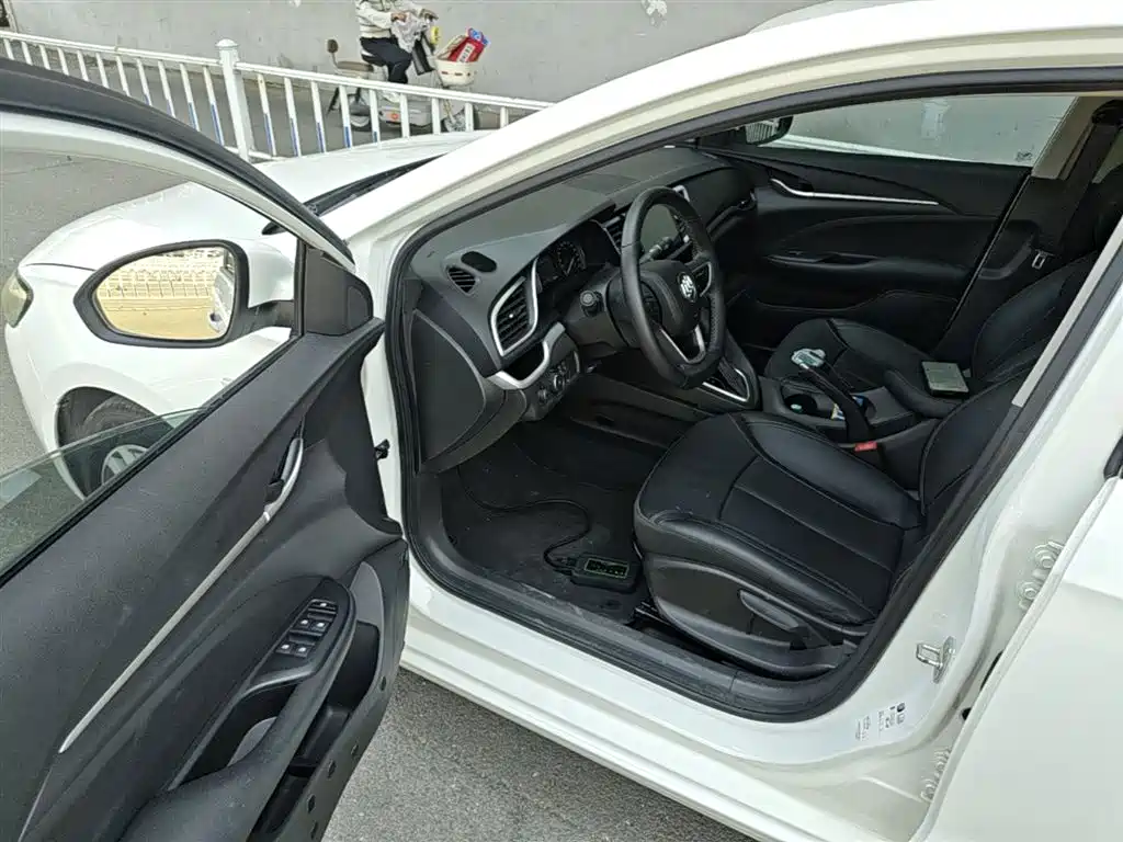 Buick Excelle 2018 18T Automatic Elite фото 16