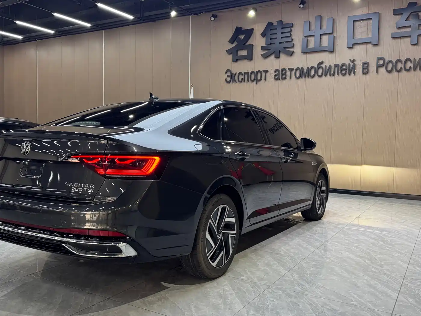 Volkswagen Sagitar 2023 280TSI DSG Surpass Plus Edition фото 6