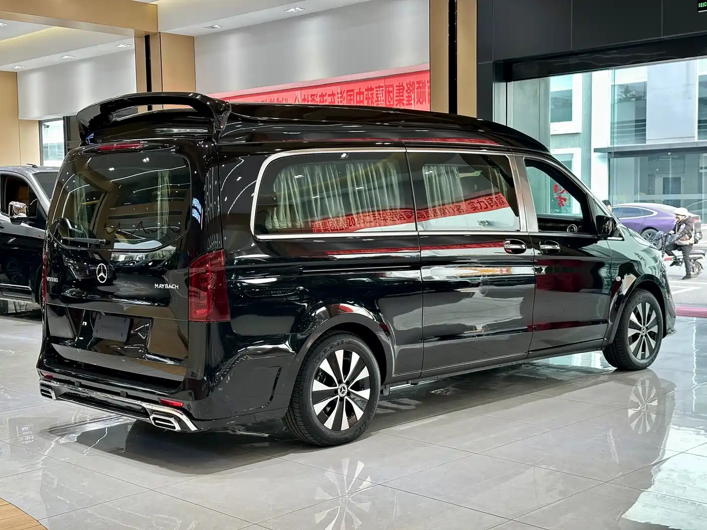Mercedes-Benz Vito 2021 2.0T Business Edition 7-seater фото 8