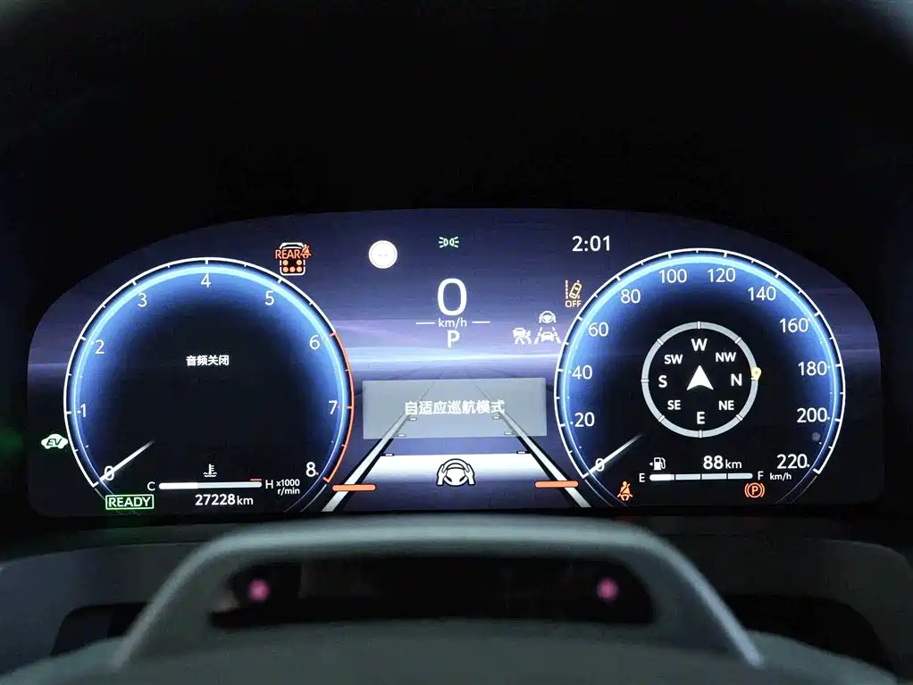 Toyota Alphard 2024 Hybrid 2.5L Ultimate Enjoyment Edition фото 8