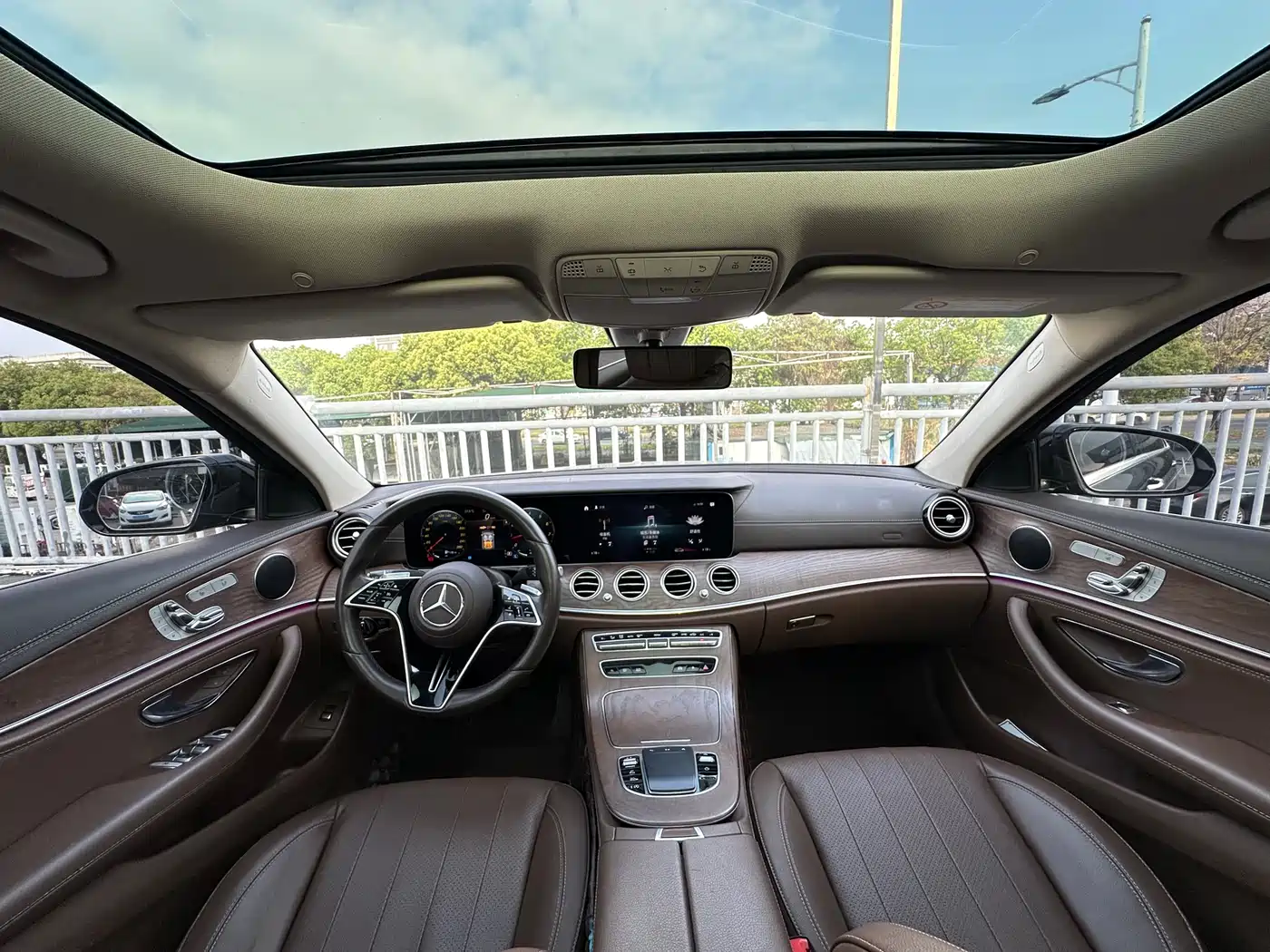 Mercedes-Benz E-Class 2021 E 300 L Fashion фото 5