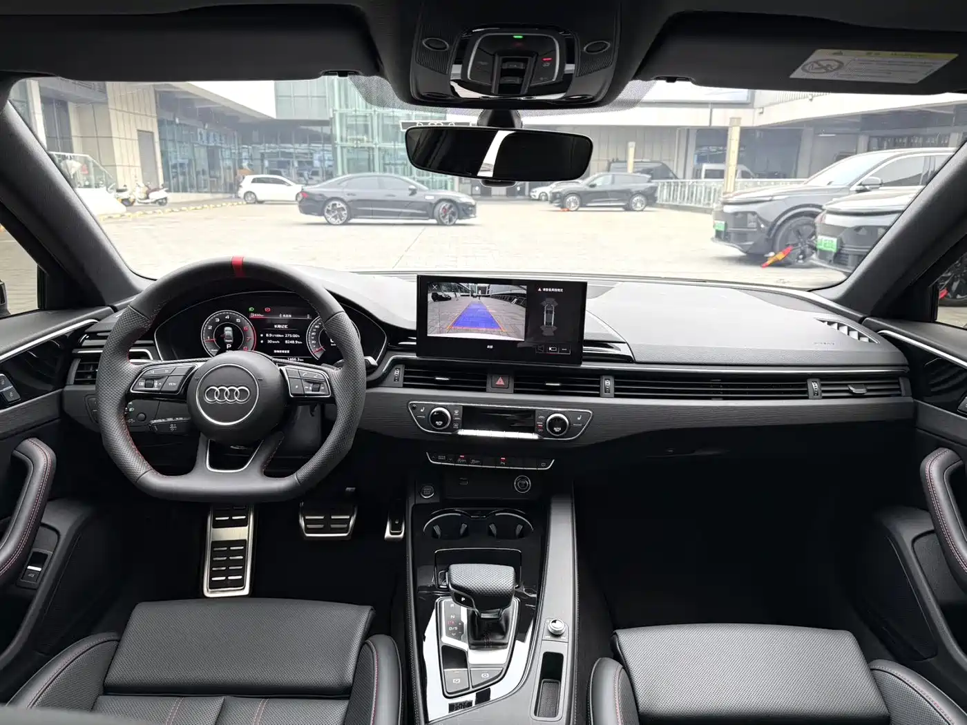 Audi A4L 2025 2 Million Celebration Edition 40 TFSI Luxury Dynamic фото 6