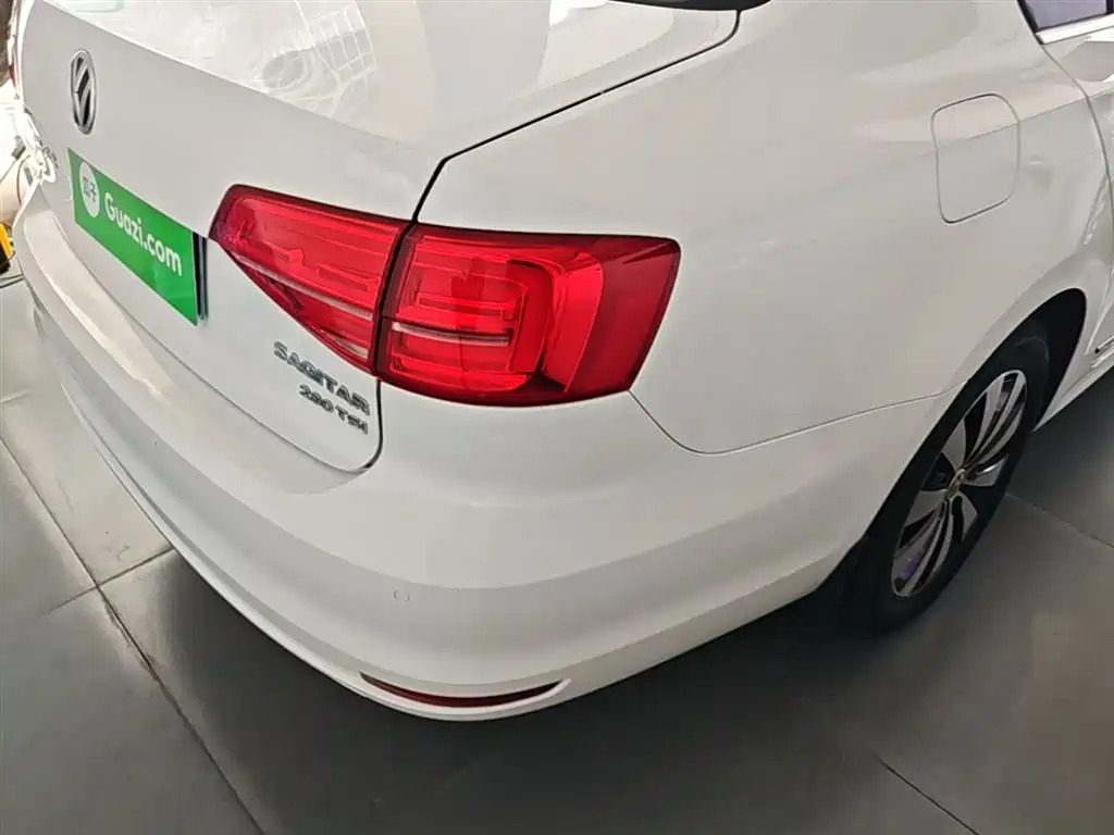 Volkswagen Sagitar 2018 280TSI DSG Comfort фото 8