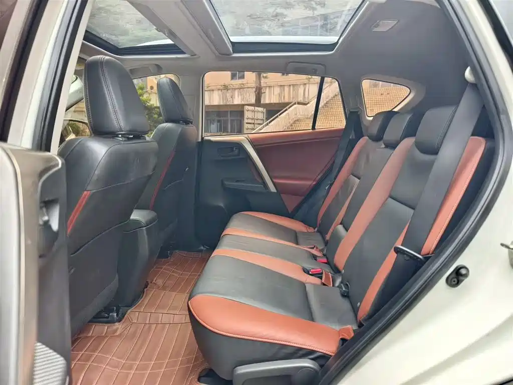 Toyota RAV4 Rongfang 2013 2.5L Auto 4WD Elite фото 14