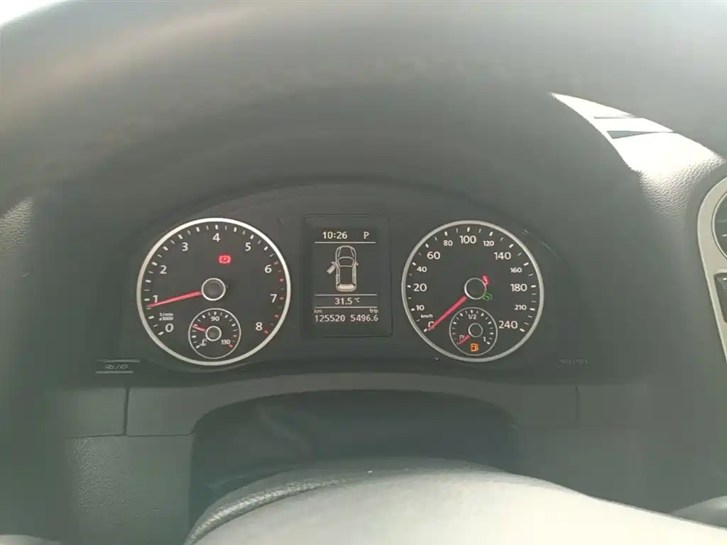 Volkswagen Tiguan 2016 Model 300TSI Automatic 2WD Comfort Edition фото 12