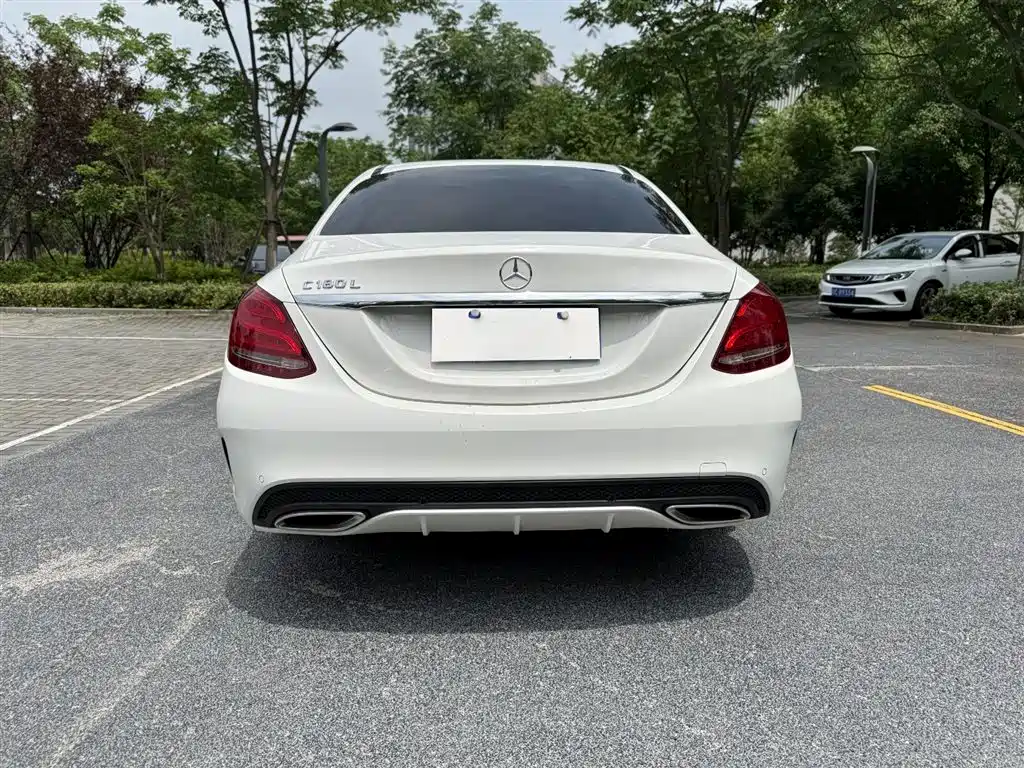Mercedes-Benz C-Class 2018 C 180 L Fashion Sport Edition фото 11