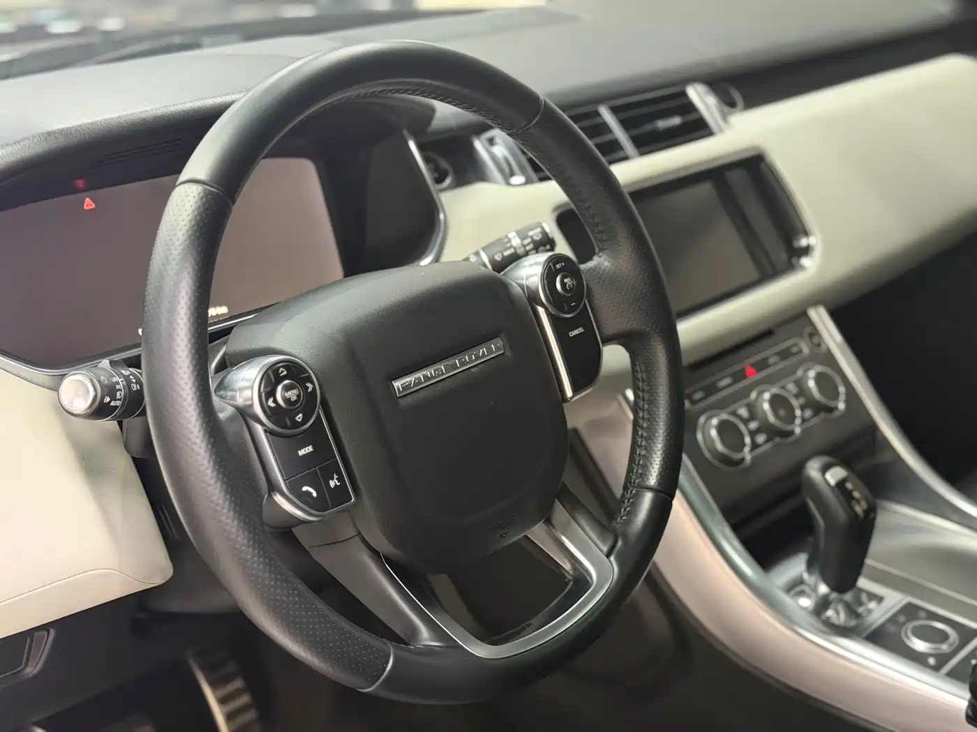 Land Rover Range Rover Sport 2014 3.0 SC V6 HSE DYNAMIC фото 5