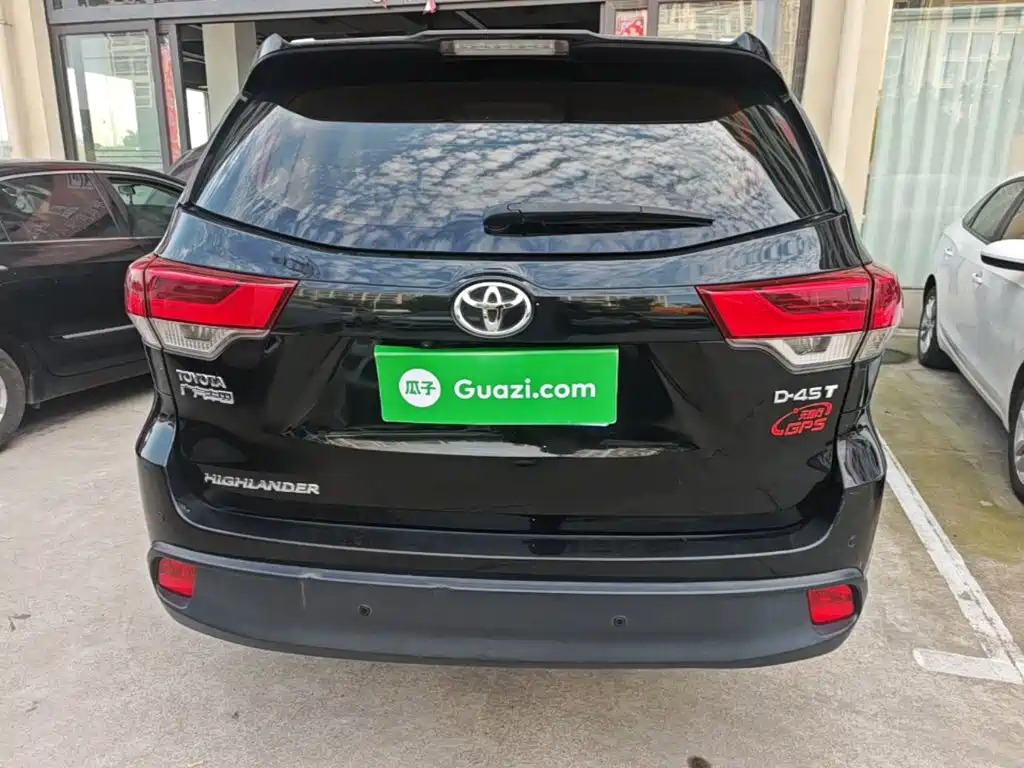 Photo 6 - Toyota Highlander