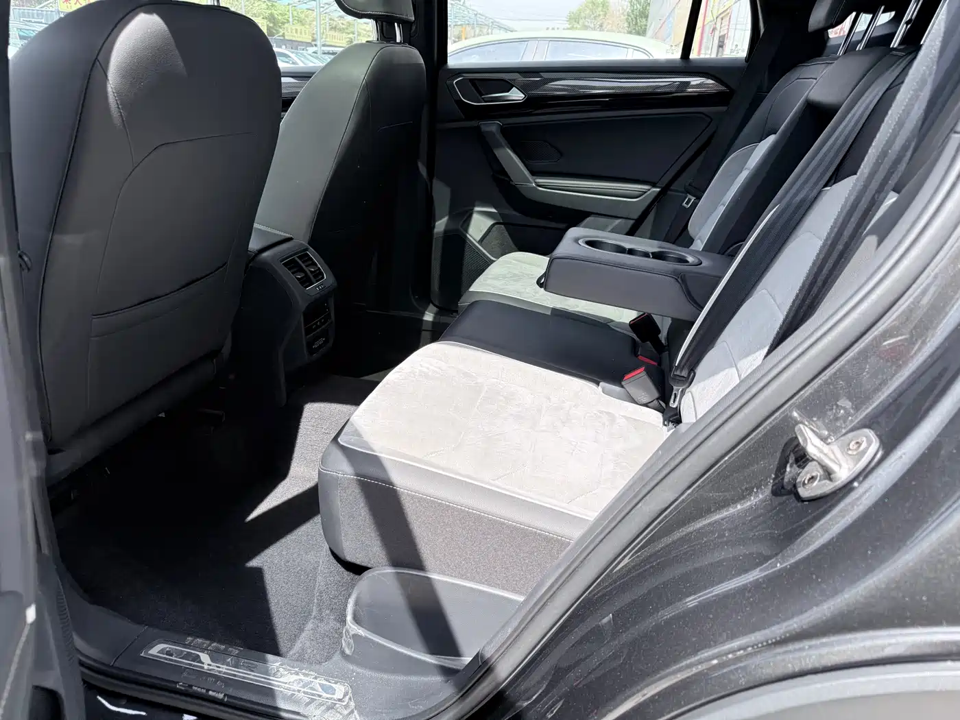 Volkswagen Tayron 2021 380TSI 4WD R-Line Smart Connect фото 11