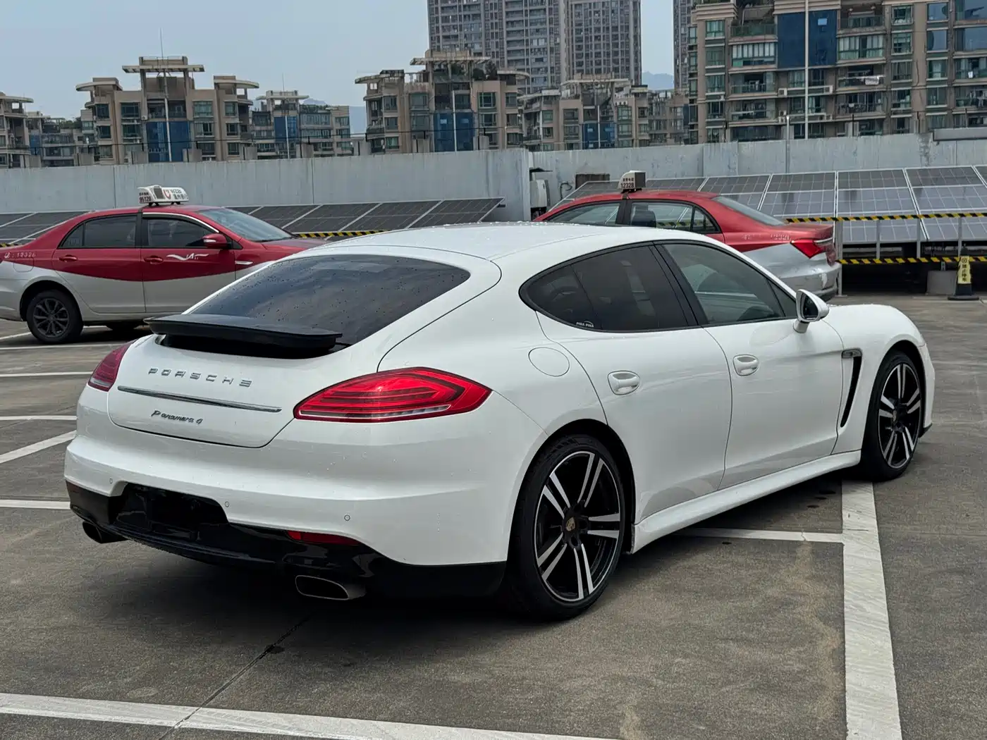 Porsche Panamera 2010 Panamera 3.6L фото 5